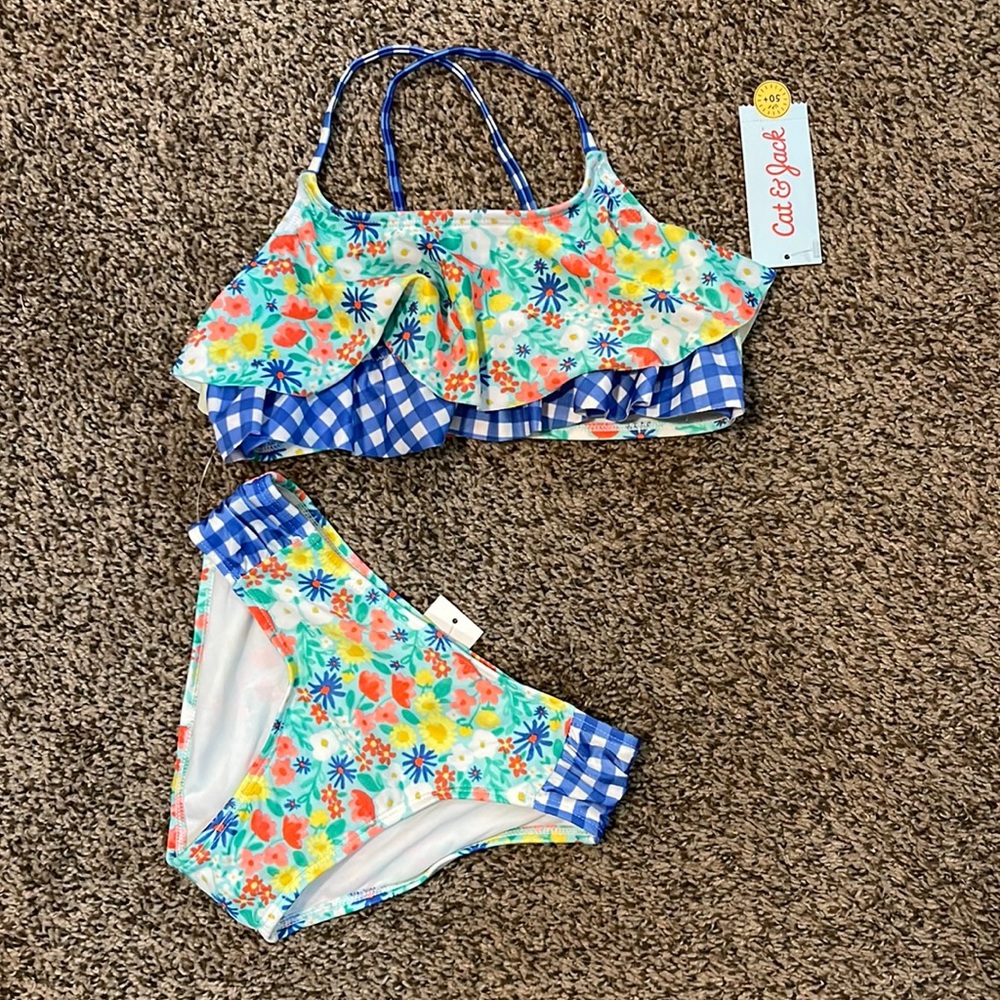 Cat & Jack Girls 2 Piece Swimsuit